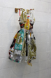 Luah Souza (escultura) - Vestido de Embalagens de Papel-Higiênico